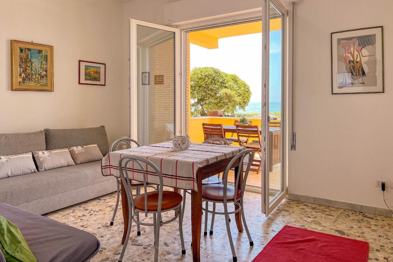 Ferienwohnung Il Mare In Giardino Scauri  Exterior foto