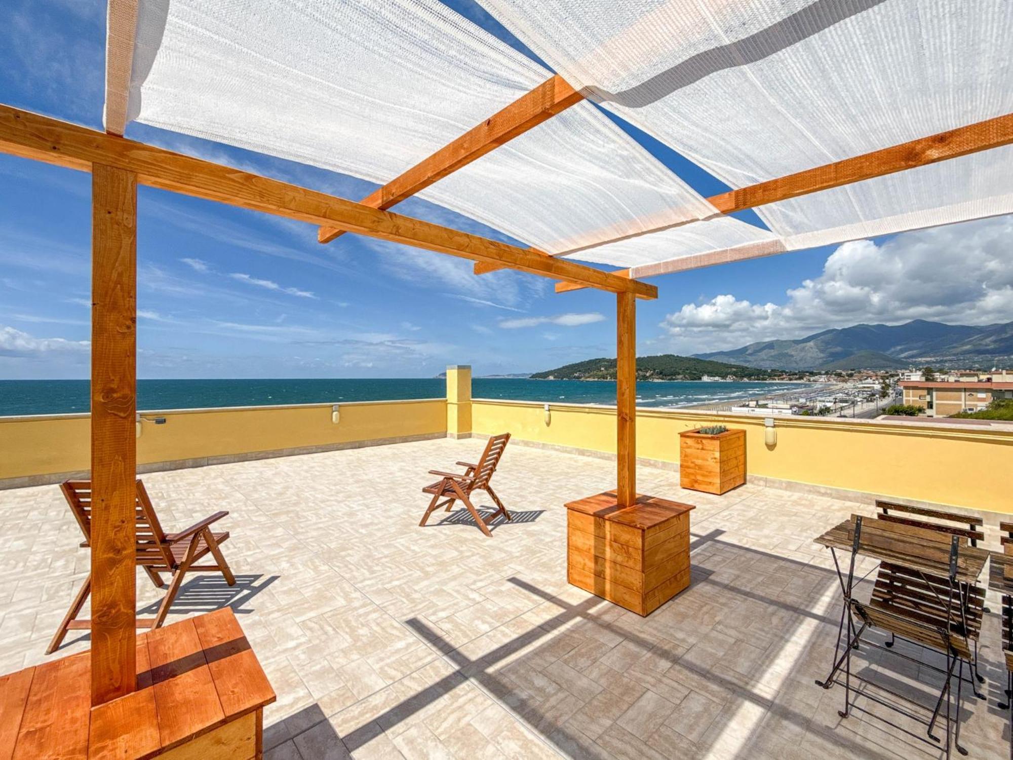 Ferienwohnung Il Mare In Giardino Scauri  Exterior foto