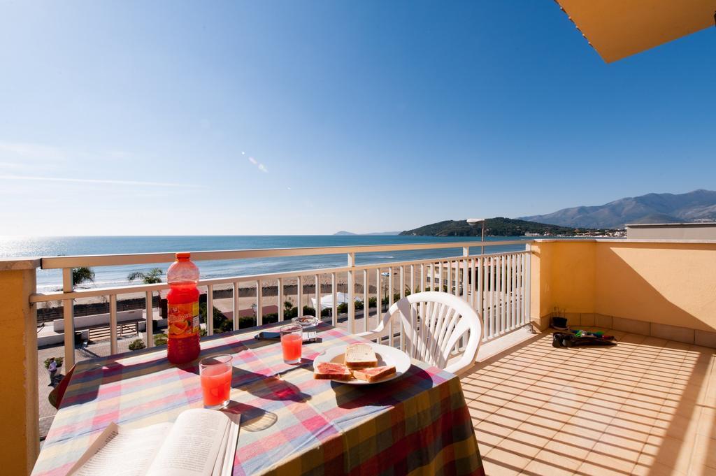 Ferienwohnung Il Mare In Giardino Scauri  Exterior foto