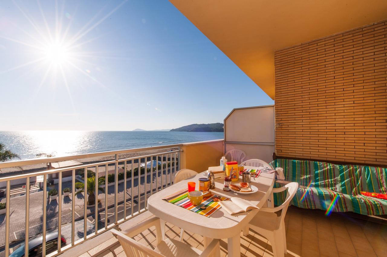 Ferienwohnung Il Mare In Giardino Scauri  Exterior foto